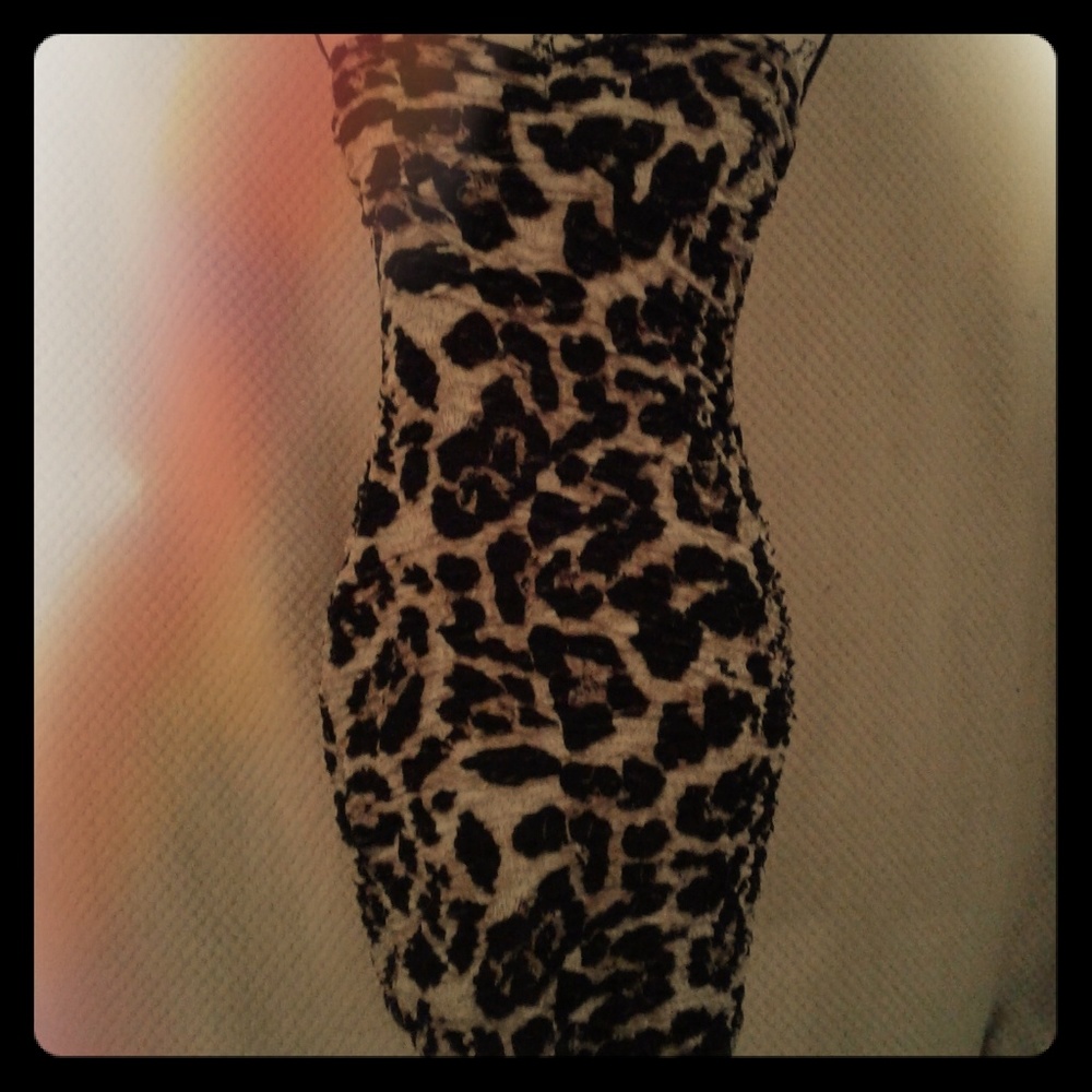 Body Central Cheetah Dress, M, SLIMMING, Strapless